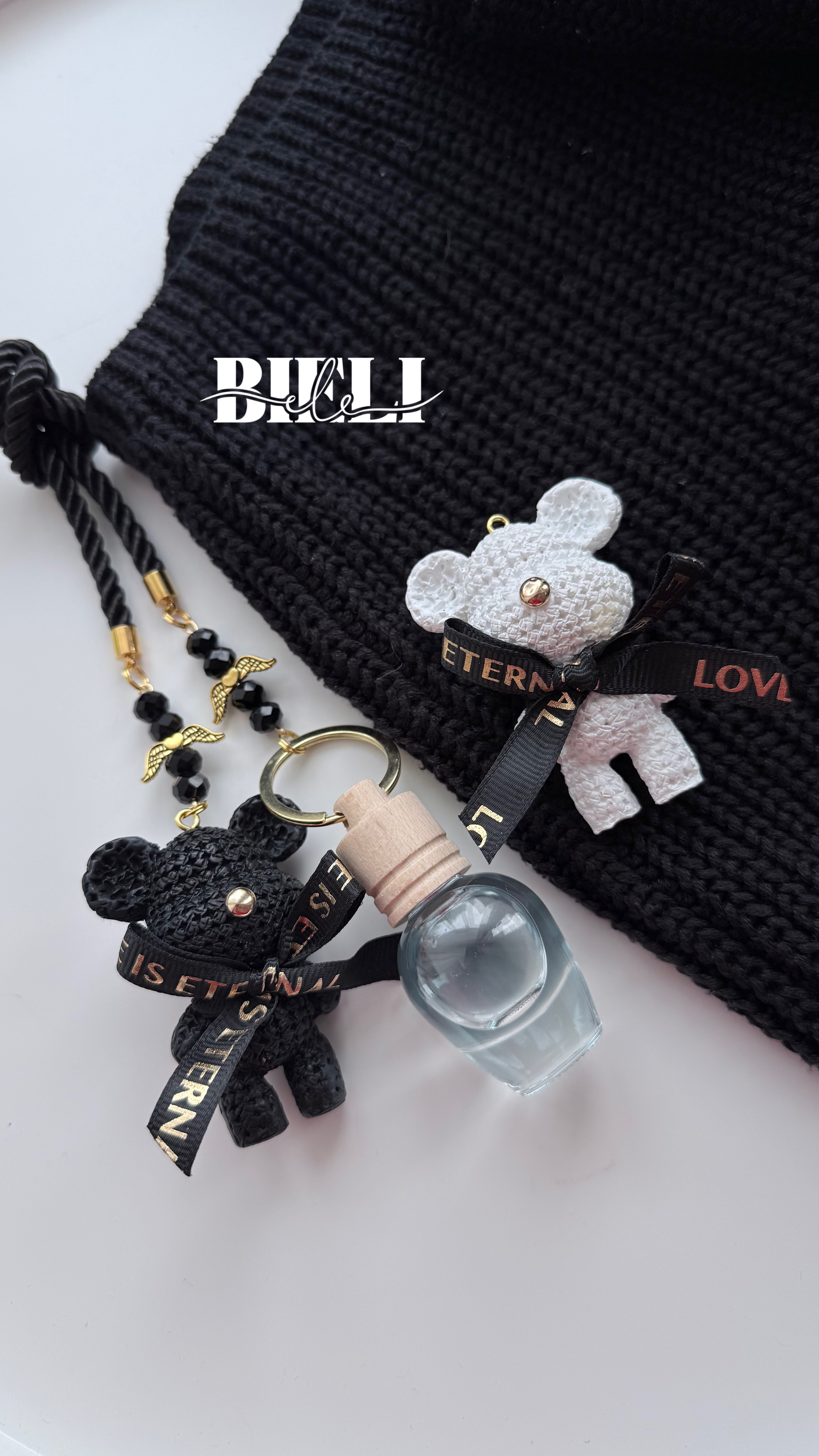 Auto pakabukas kvapukas ,,Meškiukas’’ juodas